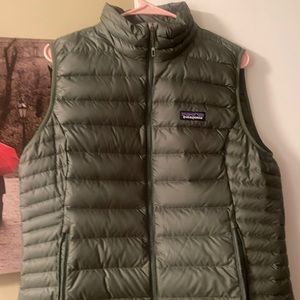 Patagonia Green Puffer Vest